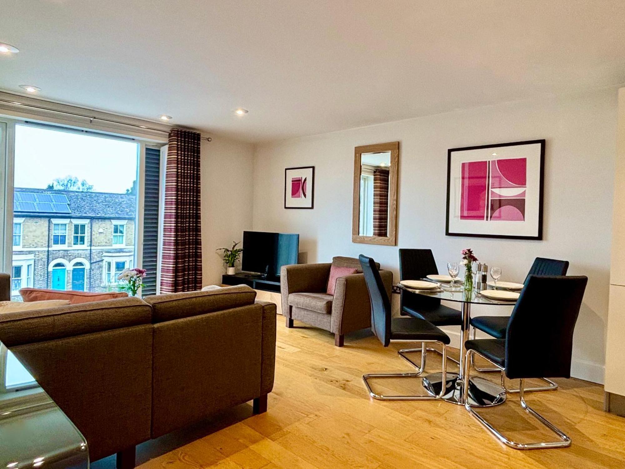 Your Space Apartments - The Hamilton'S เคมบริดจ์ ภายนอก รูปภาพ