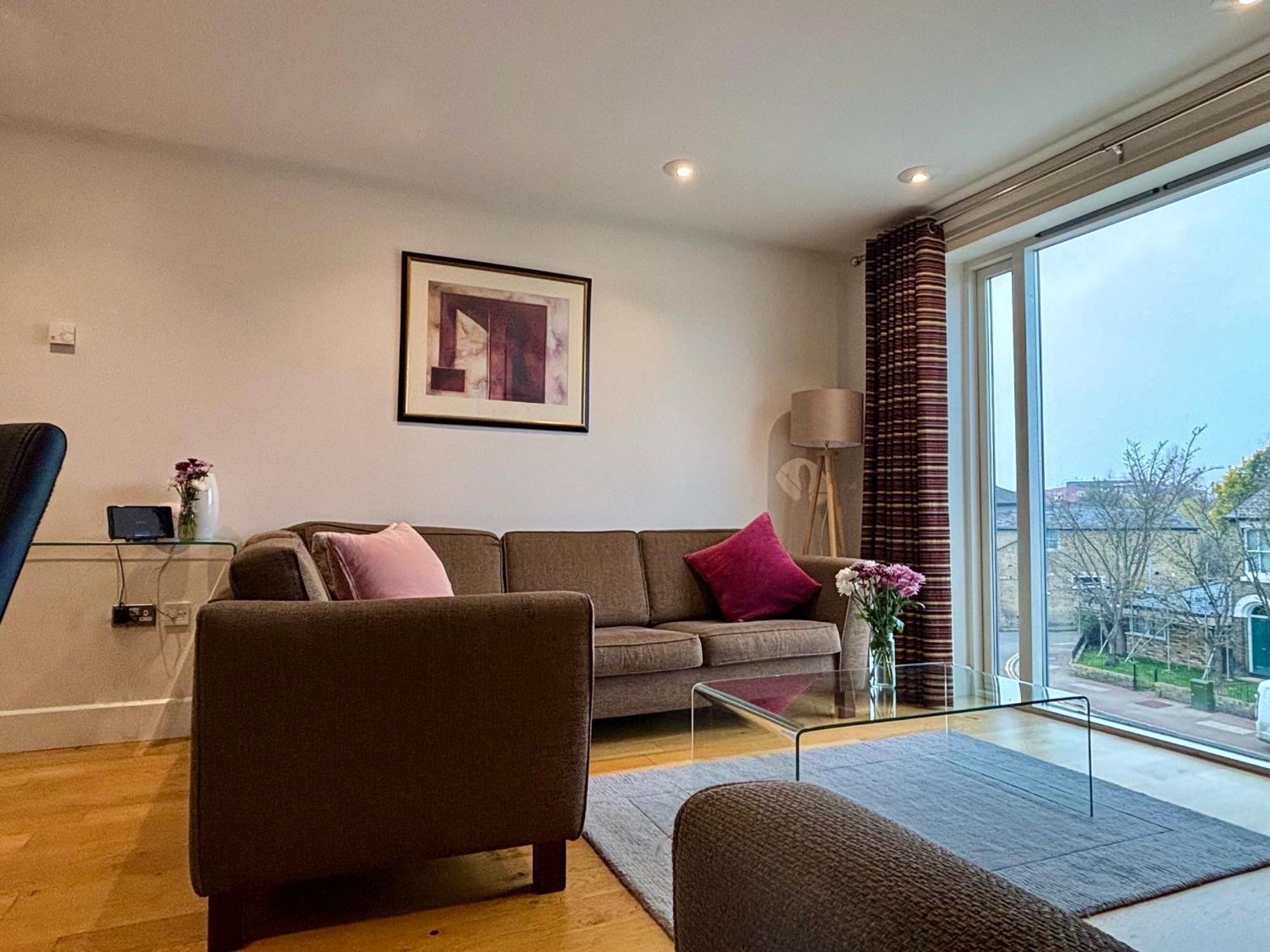 Your Space Apartments - The Hamilton'S เคมบริดจ์ ภายนอก รูปภาพ