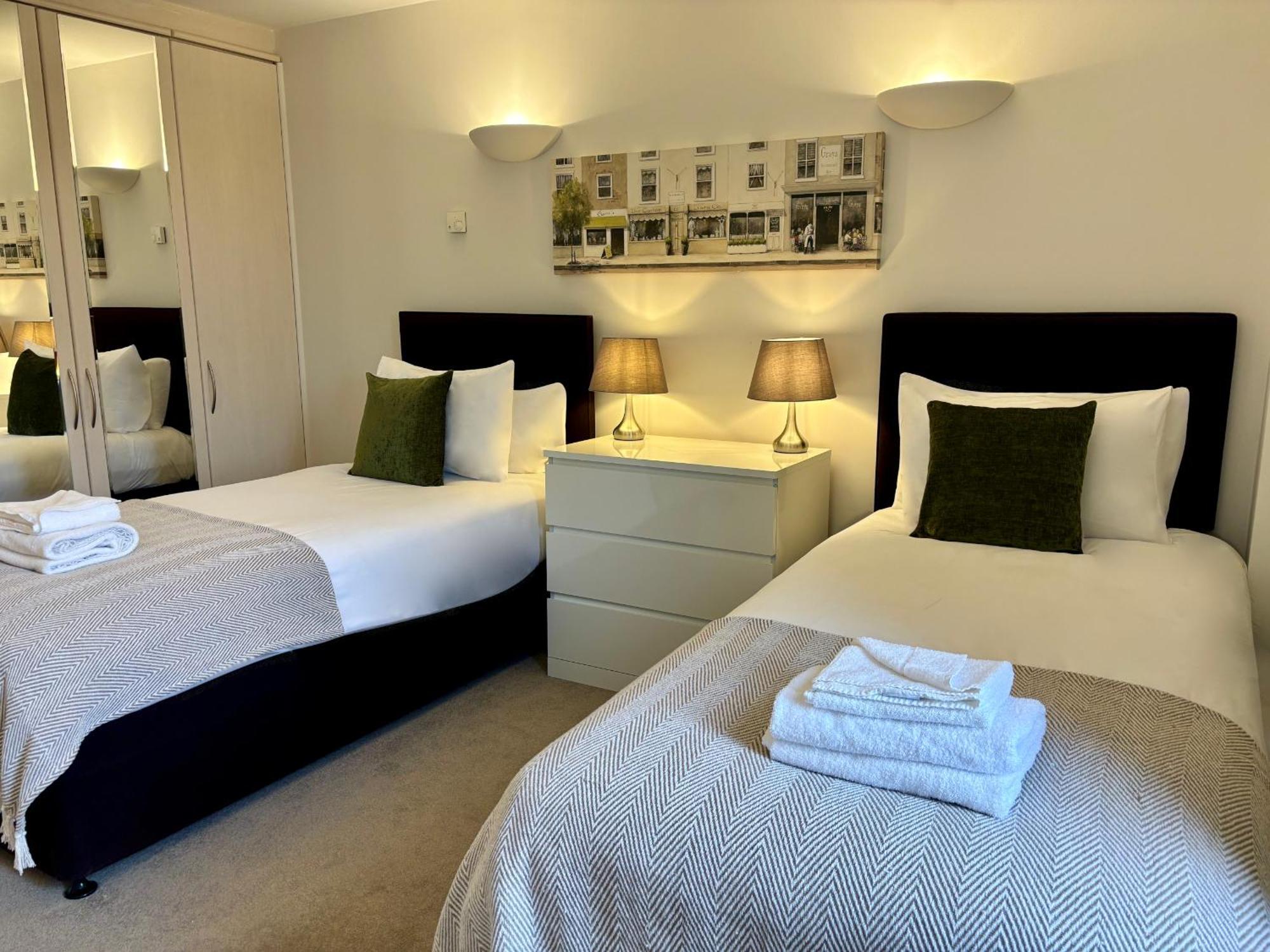 Your Space Apartments - The Hamilton'S เคมบริดจ์ ภายนอก รูปภาพ