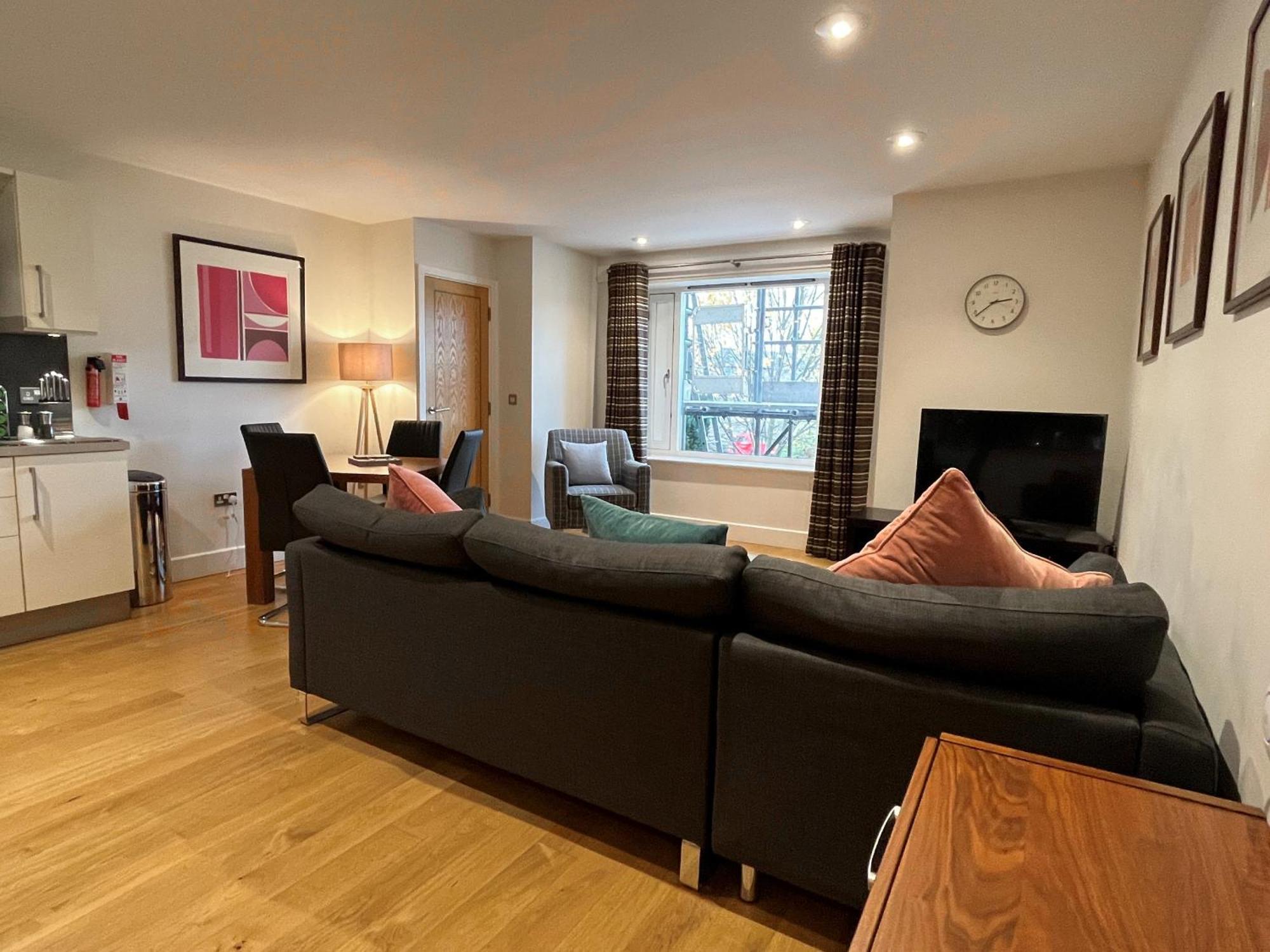 Your Space Apartments - The Hamilton'S เคมบริดจ์ ภายนอก รูปภาพ