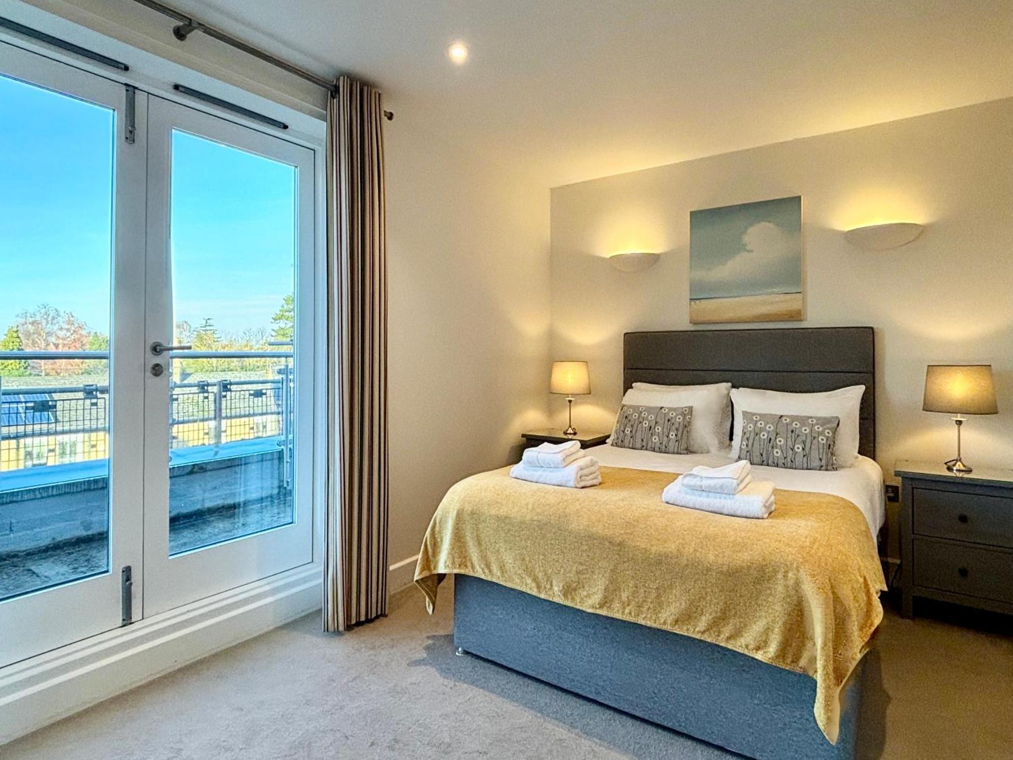 Your Space Apartments - The Hamilton'S เคมบริดจ์ ภายนอก รูปภาพ