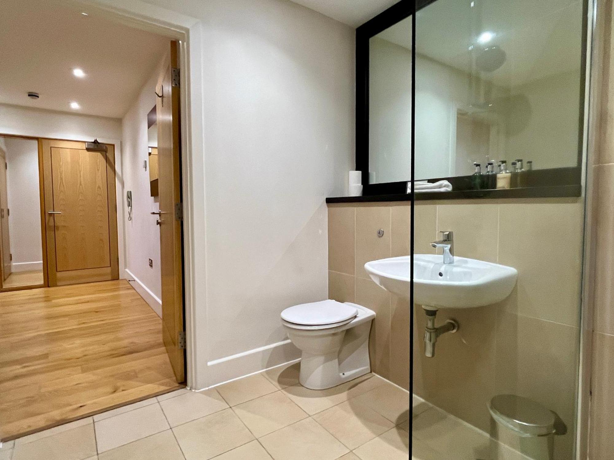 Your Space Apartments - The Hamilton'S เคมบริดจ์ ภายนอก รูปภาพ