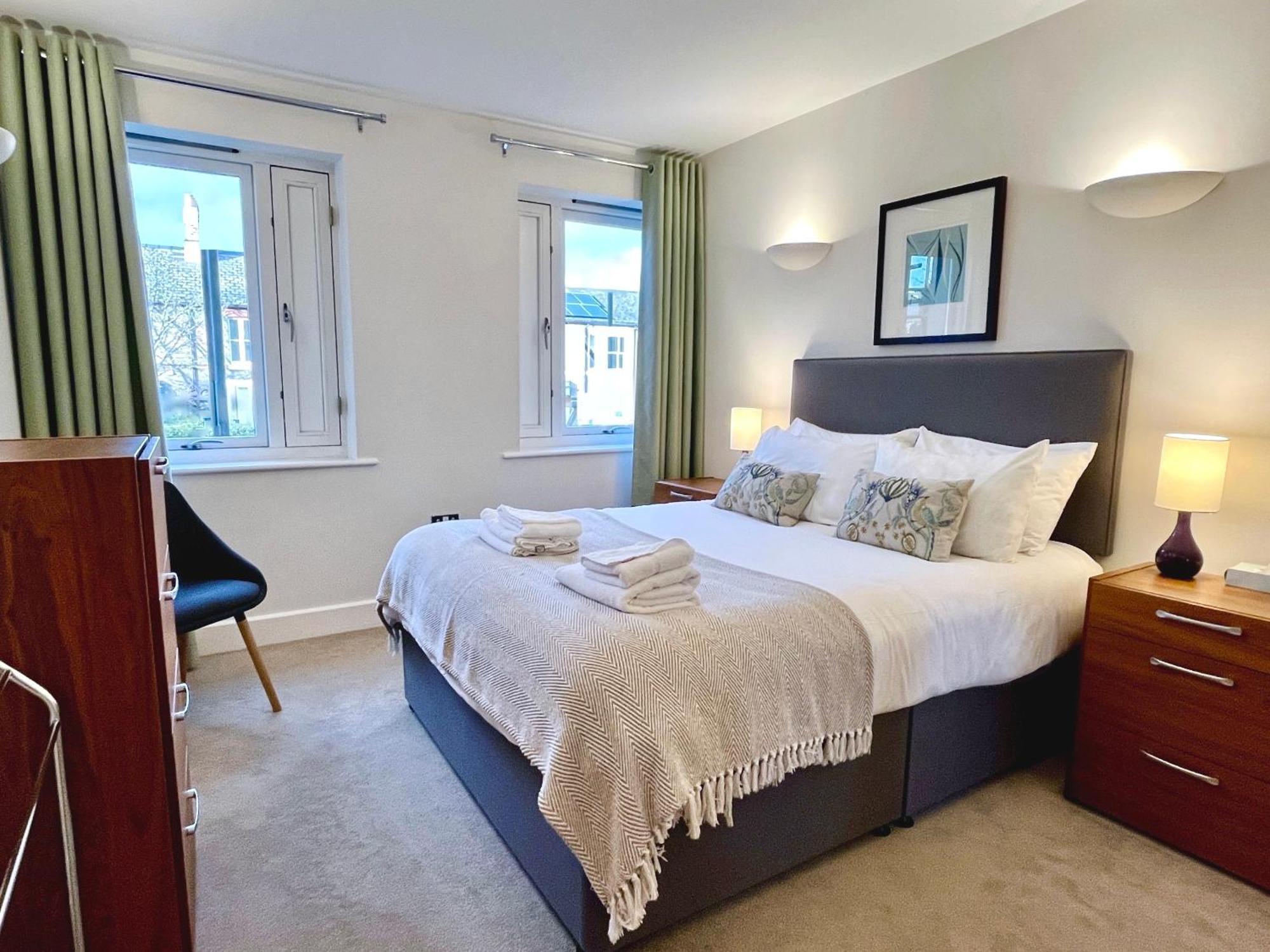 Your Space Apartments - The Hamilton'S เคมบริดจ์ ภายนอก รูปภาพ